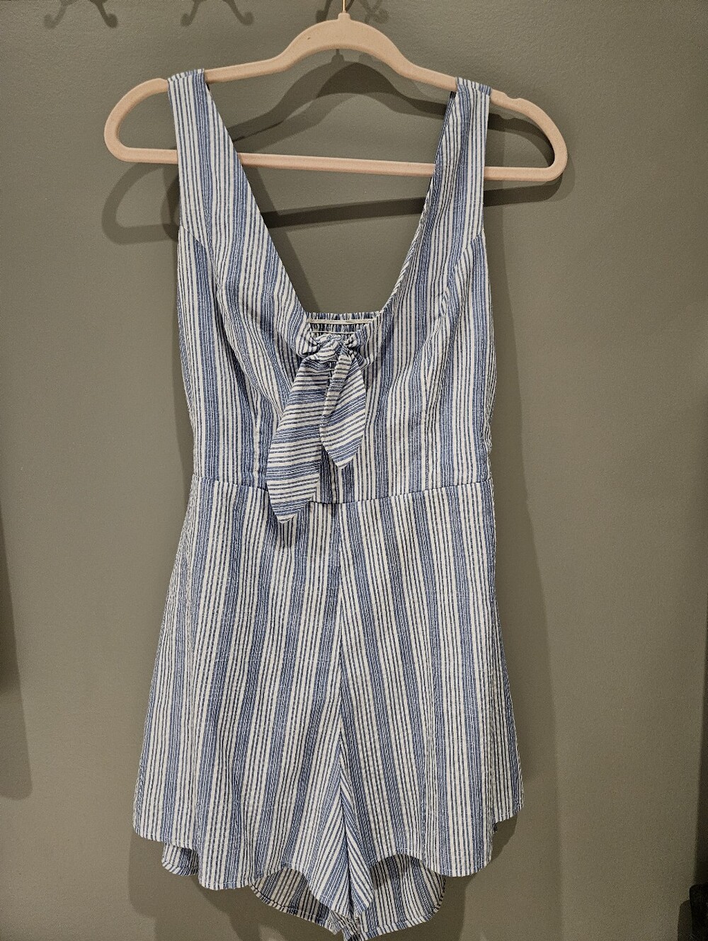 Windsor Blue and White Striped Rimper Size Medium